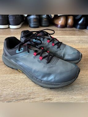 Topo Athletic Runventure 3 Trail Running Shoes Grey Red Men’s US 9.5 EU 43